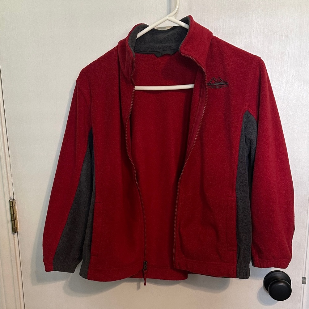 0075 The‎ Children's Place Red and Gray Kids Jacket size large
